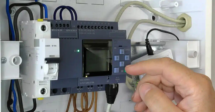 🛠️ How to Reset an Allen-Bradley PLC (MicroLogix, CompactLogix, ControlLogix)